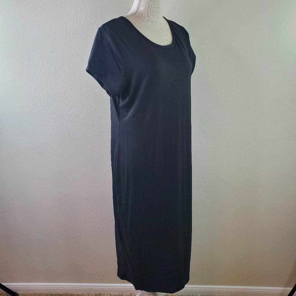 Absolutely Love It Black Short Sleeve Scoop Neck Dress